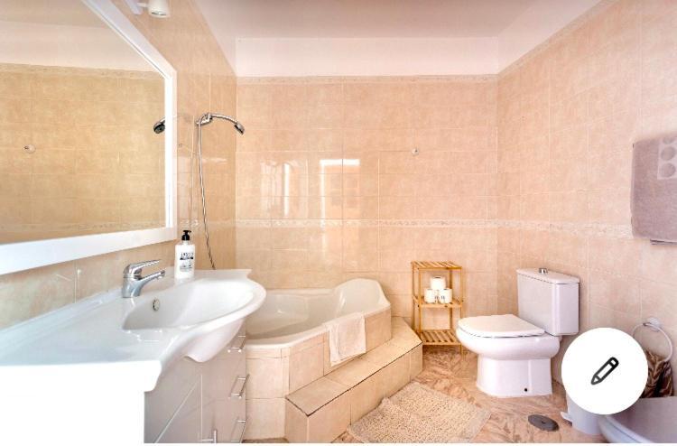 Casa Maruca Villa Alcala  Luaran gambar